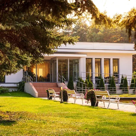 Perla Lesna Bed & Breakfast 3*