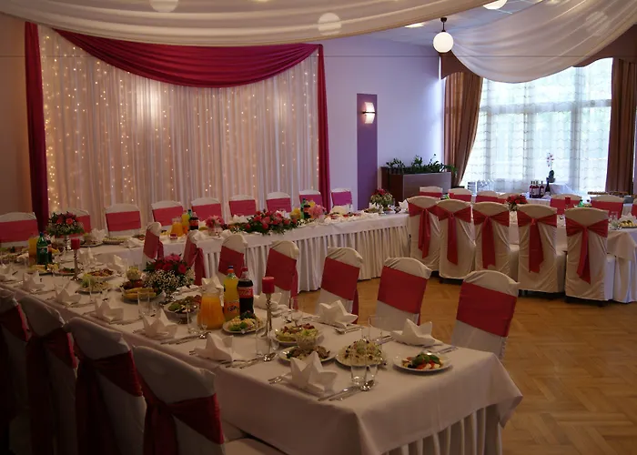 Perła Leśna Nocleg ze śniadaniem 3*